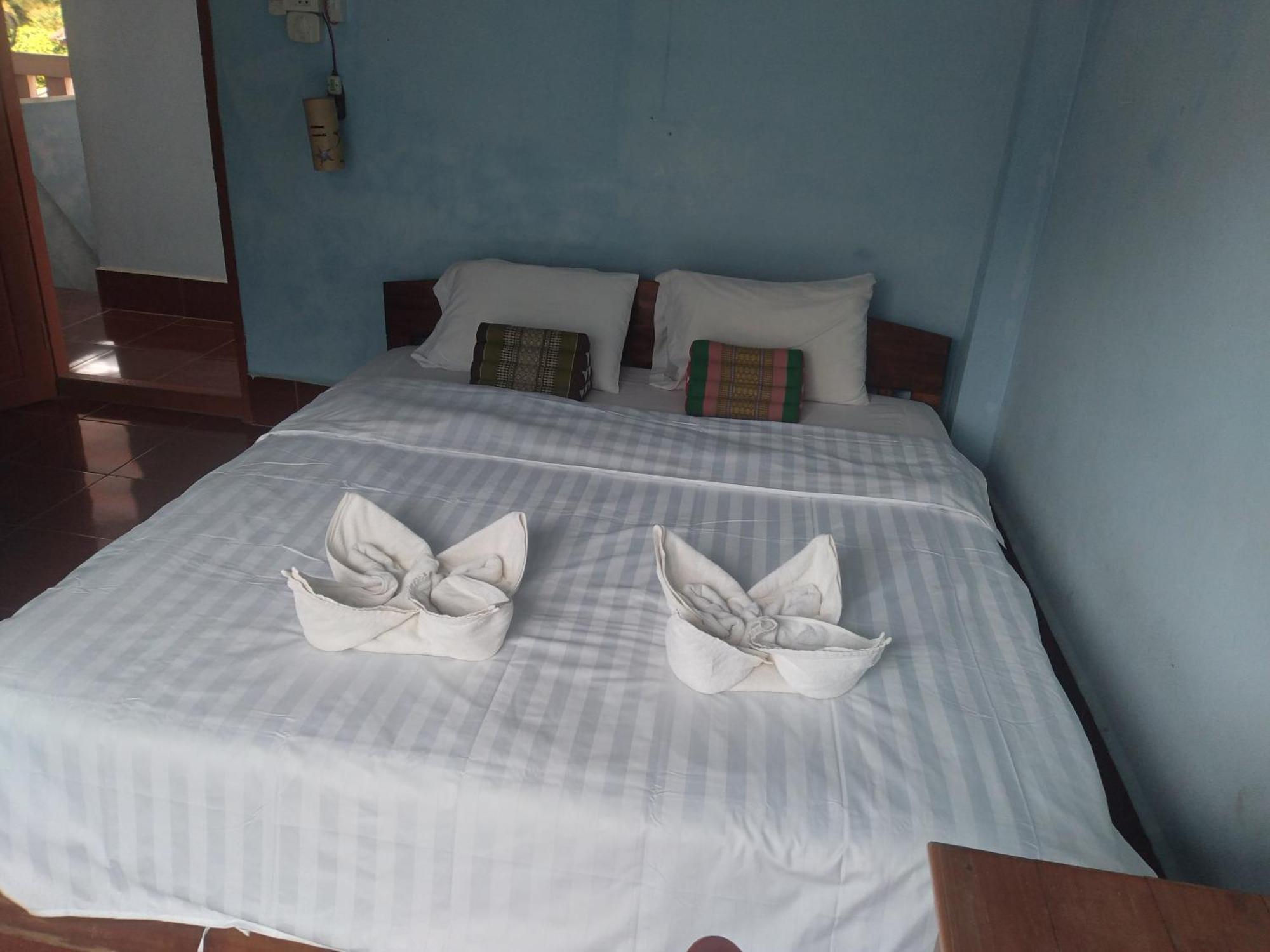 Lamorn Guesthouse Nongkhiaw Oda fotoğraf